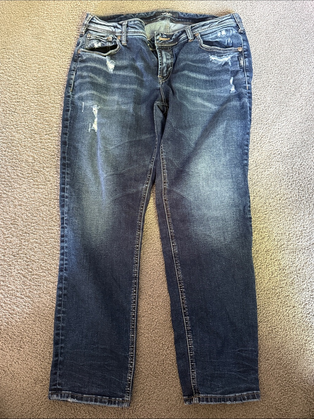 Silver SAM Slim Straight Dark Blue Distressed Jeans. Size 32/25